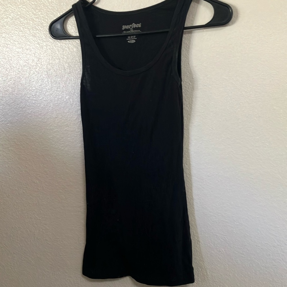FINAL MARKDOWN Old navy tank top xs